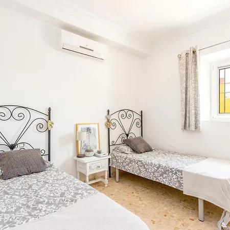 Fabian Hotel